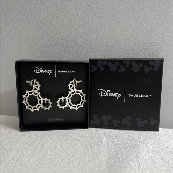 Out of stock X Disney items Earrings and Bagcharm Mickey Mouse spider web - Picture 16 of 16